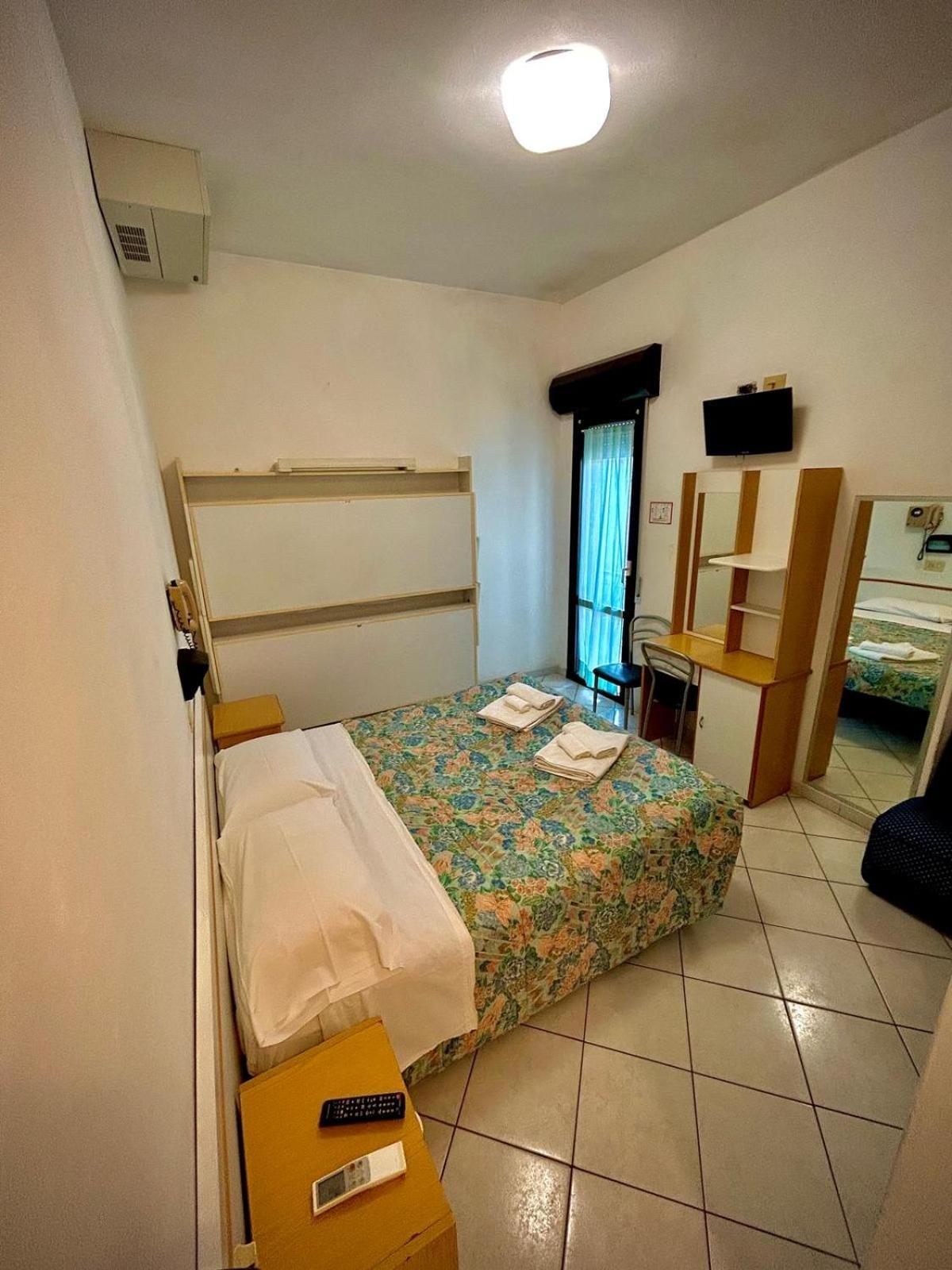 Hotel Sacramora ريميني المظهر الخارجي الصورة