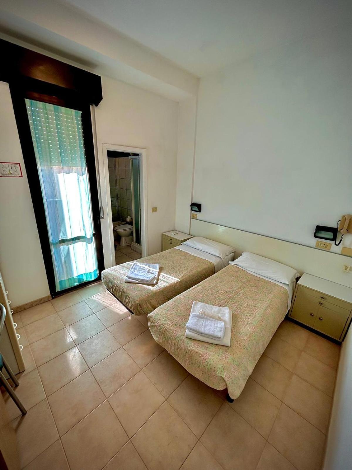 Hotel Sacramora ريميني المظهر الخارجي الصورة